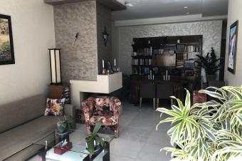 Appartement Luxueux 134 m2  Casablanca au Maroc