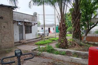 TERRAIN  VENDRE  NGALIEMA UPN 
