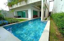 Mise en vente d’une villa en duplex. Une villa moderne , de haut standing avec piscine et Jardin Réf: Palais de marbre Dimension : 17m/20m mediacongo