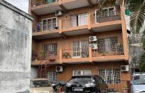 Immeuble de 3 niveaux et deux maisons commerciales mis en vente. Superficie :23m/30m Revenue mensuelle:8.000$ Kintambo magasin Référence : Mosquée Prix :950.000 à discuter mediacongo