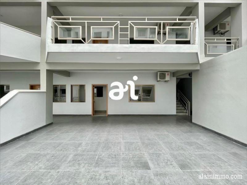 LOCATION MAGNIFIQUE APPARTEMENT DE 2 CHAMBRES SUR  KINSHASAGOMBE