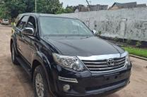 Fortuner 2015 orginal 25500 automobile_motos_velos_engins_et_pieces