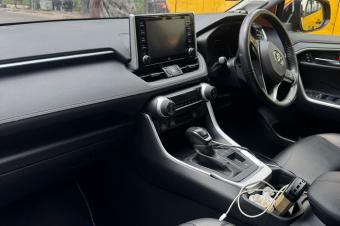Toyota new Rav hybrid