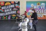 Coronavirus en Australie : après trois mois de fermeture, les commerces de Melbourne rouvrent enfin