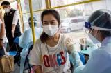 Coronavirus dans le monde : Bangkok va rouvrir ses portes aux vaccinés, tollé aux États-Unis contre la vaccination obligatoire