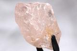 Angola : découverte d'un diamant rose de 170 carats