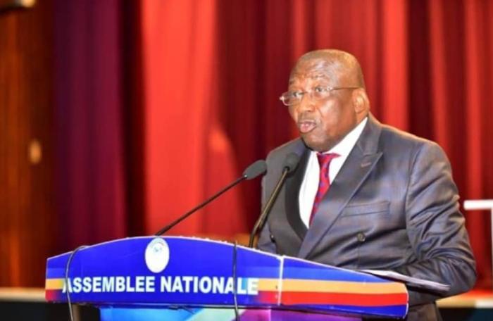 Info Congo - Actualité Congo -  - -Jacques Djoli : « Nous espérons que le Gouvernement sera investi ce mardi pour qu’il s’occupe de grands défis qui l’attendent »