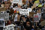 États-Unis : un véritable soulèvement contre le racisme en réaction au meurtre de George Floyd 