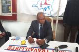 Steve Mbikayi se désolidarise de Modeste Bahati et jure fidélité à Joseph Kabila