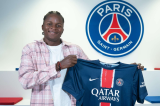 Football féminin : Merveille Kanjinga signe au PSG pour deux ans