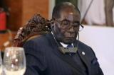 Zimbabwe : le président Mugabe ne dort pas en public, il protège ses yeux