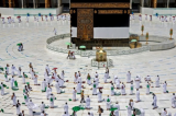 Début du grand pèlerinage à La Mecque avec moult précautions sanitaires
