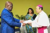 Le président Tshisekedi reçoit les lettres de créance du Nonce Apostolique Mitja Leskovar et de l’Ambassadeur extraordinaire du Zimbabwe