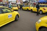 Kinshasa : le prix du transport à moto et dans le taxi presque doublé
