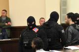 Attentats de Bruxelles-Paris: Salah Abdeslam défie l’autorité du tribunal à l'ouverture de son procès