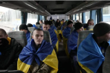 L'Ukraine et la Russie échangent 150 prisonniers de guerre