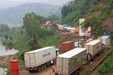 Commerce extérieur : des véhicules transportant du poisson à destination de la RDC bloqués en Ouganda