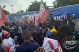 Infos congo - Actualités Congo - -Des militants de partis politiques prennent d'assaut le Palais du peuple